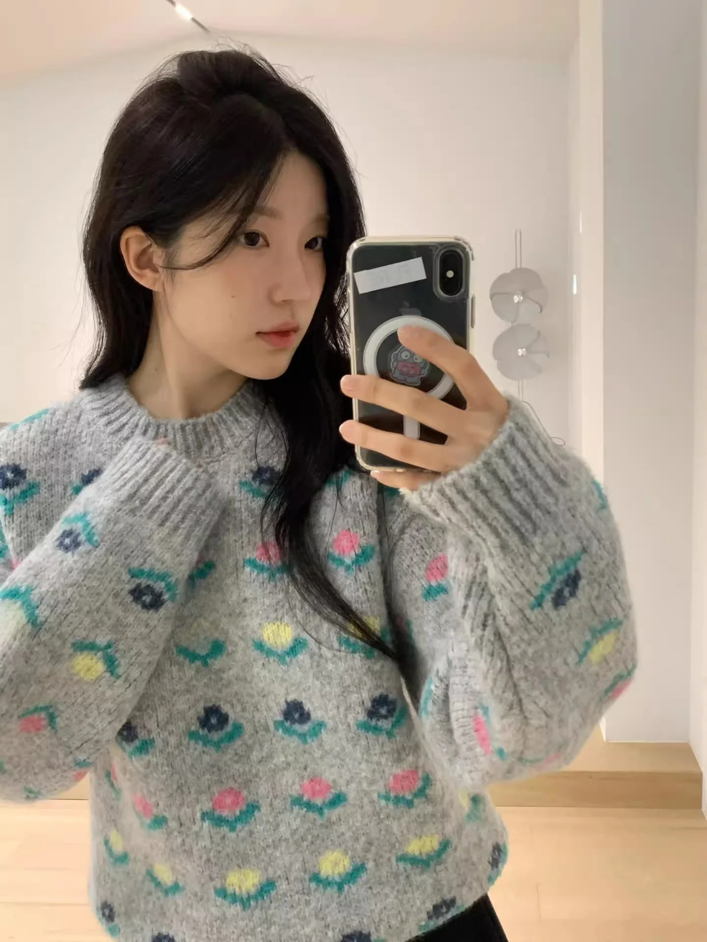 Adorable Anti-Aging Color Blo Flower Pattern Soft Knitted Women's Sweater Versatile Winter New Arrival Fre Sle Long Sle...
Adorable Anti-Aging Color Blo Flower Pattern Soft Knitted Women's Sweater Versatile Winter New Arrival Fre Sle Long Sle...