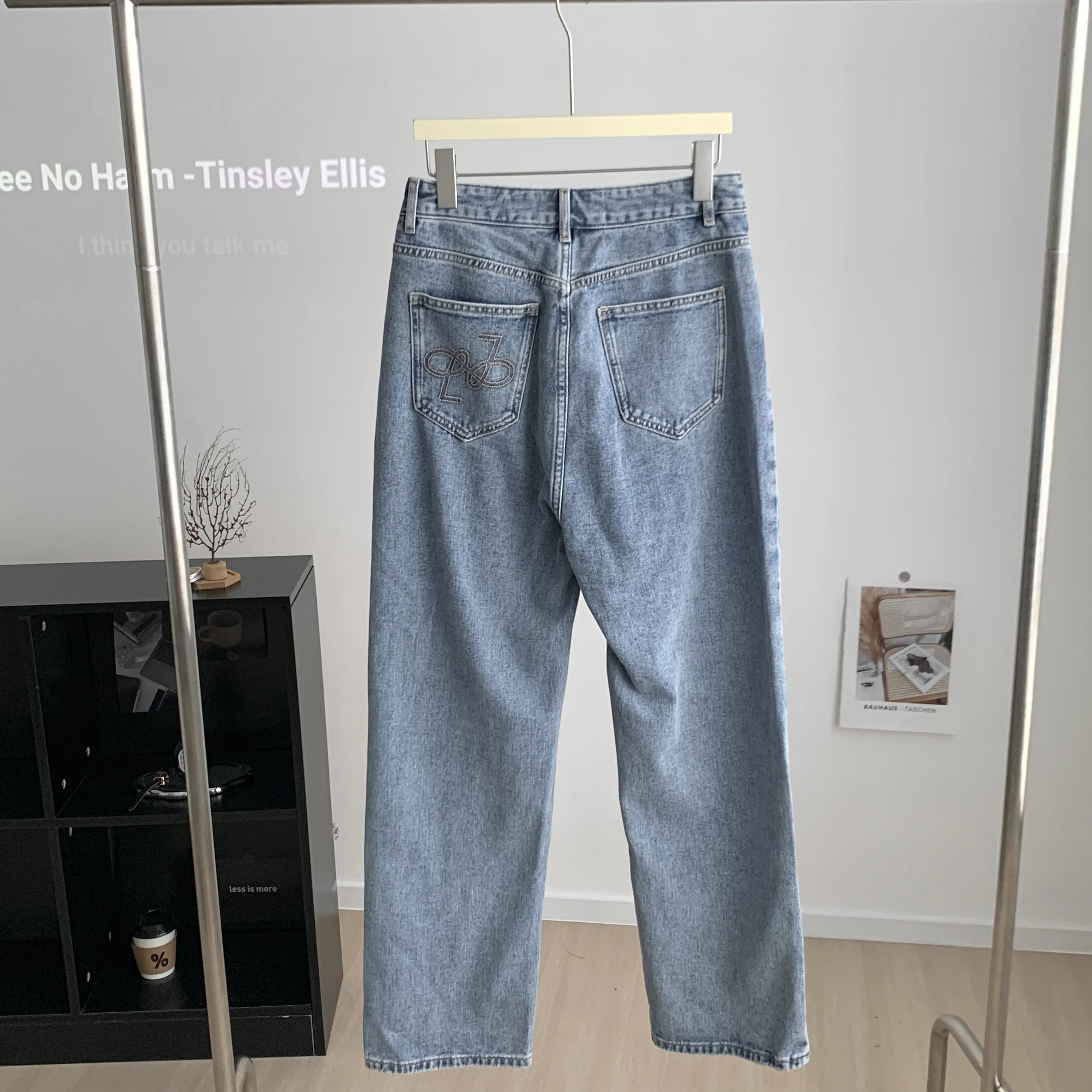 Women Blue Y2k Jeans Baggy Harajuku Denim Trousers Streetwear Y2k Straight Jean Pants Vintage 90s Aesthetic 2000s Trashy Clothes
Women Blue Y2k Jeans Baggy Harajuku Denim Trousers Streetwear Y2k Straight Jean Pants Vintage 90s Aesthetic 2000s Trashy Clothes