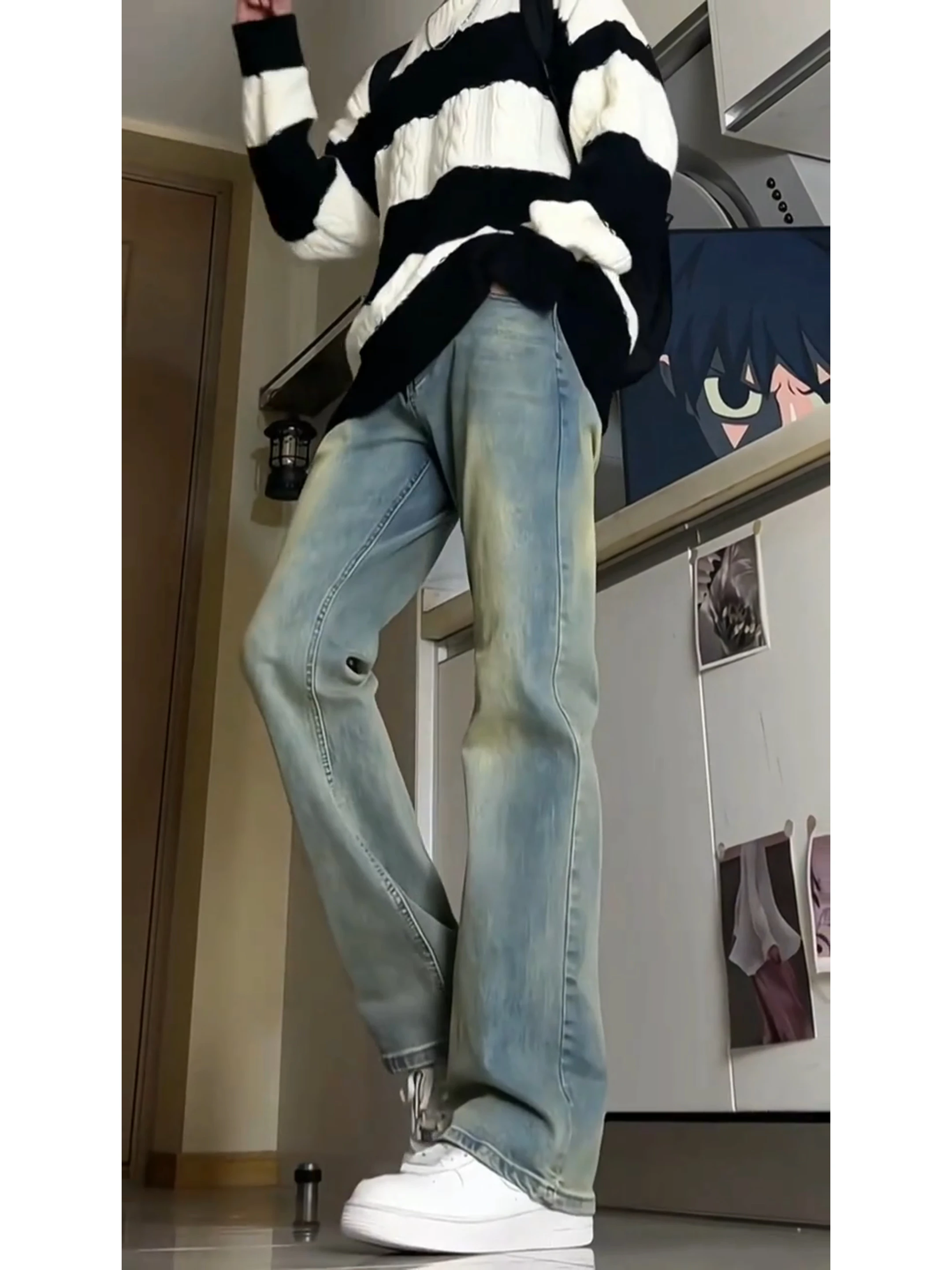 Мужские джинсы из синего денима в стиле ретро, осенне-зимние, в уличном стиле, с подкладкой, зауженные, эластичные, прямые, с легким расклешением...
Мужские джинсы из синего денима в стиле ретро, осенне-зимние, в уличном стиле, с подкладкой, зауженные, эластичные, прямые, с легким расклешением...