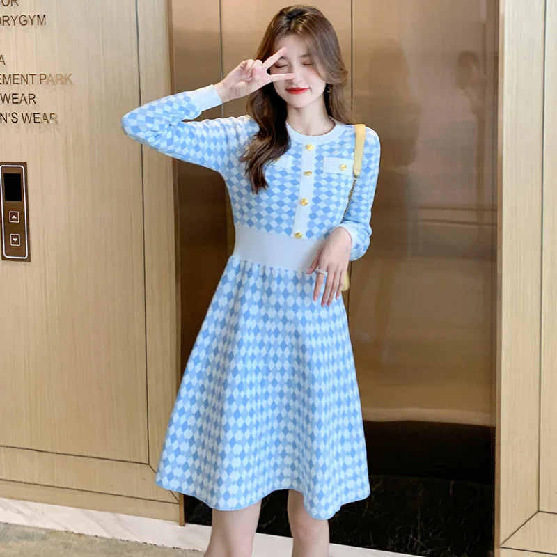 New French Temperament Small Fragrance Plaid Knitted Dress For Women Autumn O-Neck Lantern Sleeves Waist Elegant Casual Dress
New French Temperament Small Fragrance Plaid Knitted Dress For Women Autumn O-Neck Lantern Sleeves Waist Elegant Casual Dress