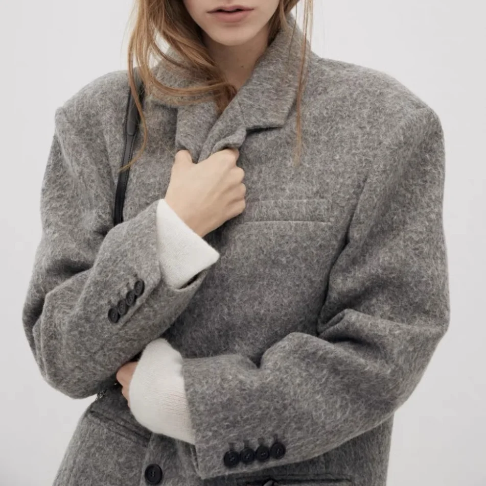 Warm Thiened Cotton Woolen Suit Jaet for Women Loose Fit Classic Sle Long Sve Commute Faion Color Winter Coat
Warm Thiened Cotton Woolen Suit Jaet for Women Loose Fit Classic Sle Long Sve Commute Faion Color Winter Coat
