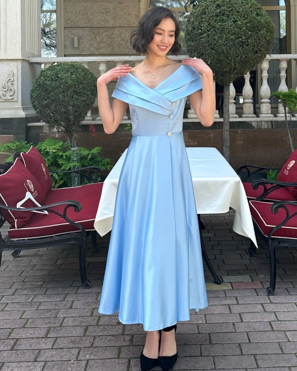Sparkle Pleat A-line Off-the-shoulder Midi Dresses Prom Dresses Classic Exquisite Modern Style Pastrol Unisex Chinese Style
Sparkle Pleat A-line Off-the-shoulder Midi Dresses Prom Dresses Classic Exquisite Modern Style Pastrol Unisex Chinese Style