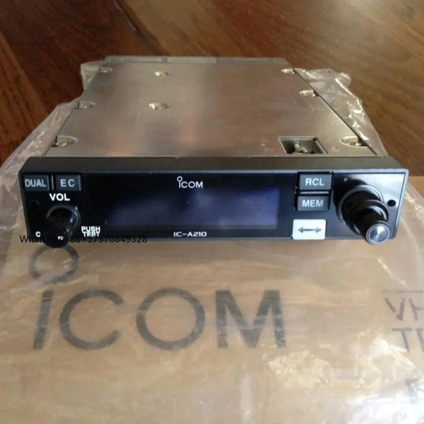 ICOM IC A210 A210E VHF AIR BAND TRANSCEIVER
ICOM IC A210 A210E VHF AIR BAND TRANSCEIVER
