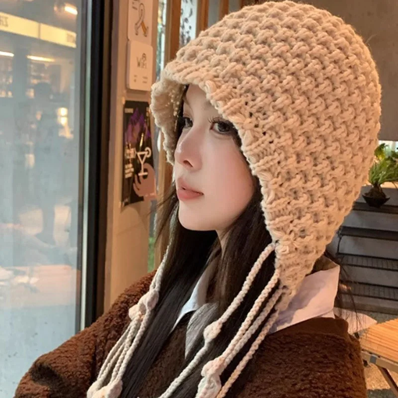 2025 Women's Tassel Ball Red Knitted Woolen Hats New Handmade Solid Color Warm Caps Winter Wool Ear Protection Strap Hat Trendy
2025 Women's Tassel Ball Red Knitted Woolen Hats New Handmade Solid Color Warm Caps Winter Wool Ear Protection Strap Hat Trendy