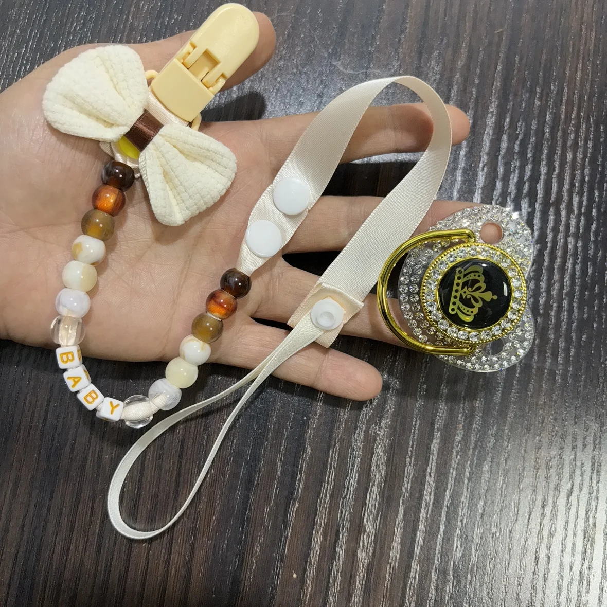 Innovative newborn pacifier set with adjustable silicone chain soft silicone nipple Suitable for breastfeeding Applicable
Innovative newborn pacifier set with adjustable silicone chain soft silicone nipple Suitable for breastfeeding Applicable