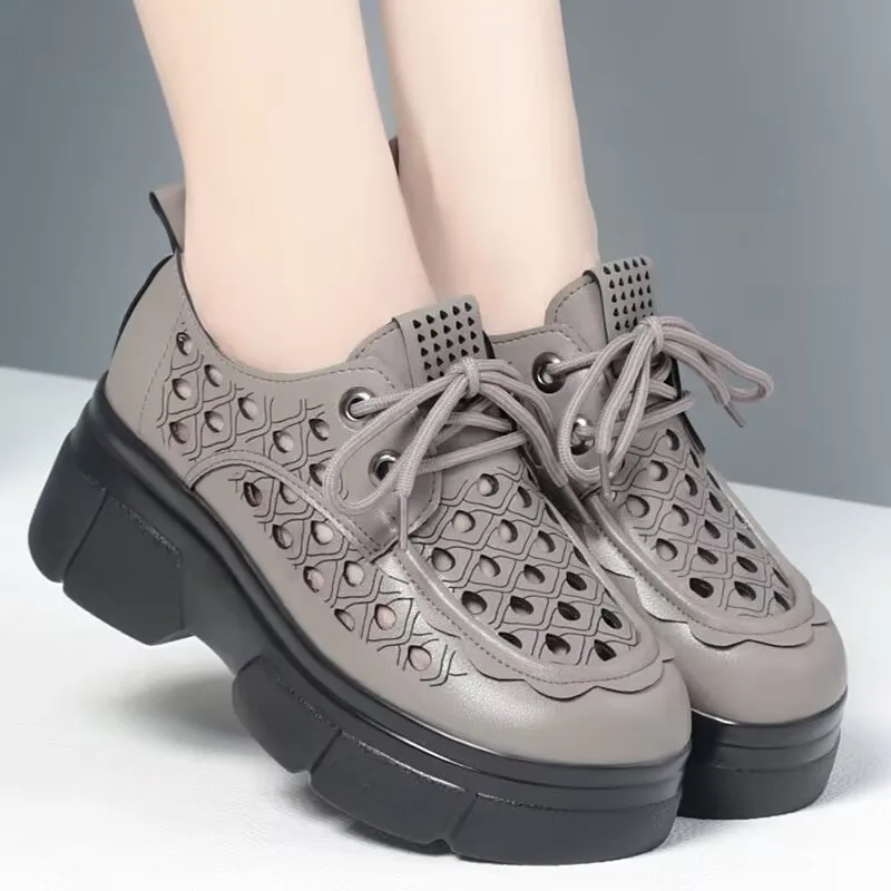 Thick Bottom Round Head Tie Hollow Waterproof Platform Fashion All Comfortable Non-slip Breathable Fashion Women's Single Shoes
Thick Bottom Round Head Tie Hollow Waterproof Platform Fashion All Comfortable Non-slip Breathable Fashion Women's Single Shoes