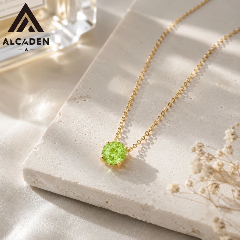 S925 Sterling Silver Zircon Necklace Minimalist Round Pendant Women Clavicle Chain
S925 Sterling Silver Zircon Necklace Minimalist Round Pendant Women Clavicle Chain