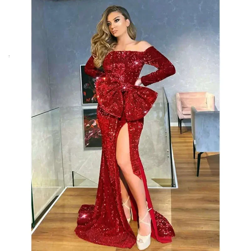 Индивидуальное блестящее платье русалки для выпускного вечера с блестками, сексуальное длинное женское вечернее платье с открытыми плечами и длинными рукавами с разрезом по бокам
Индивидуальное блестящее платье русалки для выпускного вечера с блестками, сексуальное длинное женское вечернее платье с открытыми плечами и длинными рукавами с разрезом по бокам