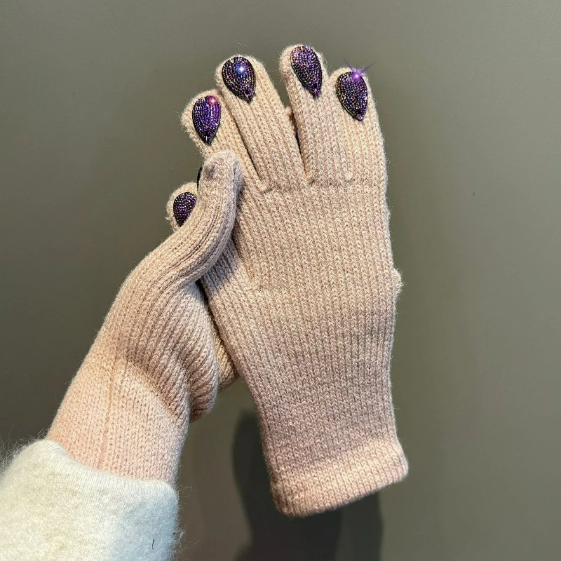 Rhinestone Knit Touchscreen Warm Gloves, Sexy Fingerless Gloves with Wrist Protection, Fashionable Cold-Resistant Gloves
Rhinestone Knit Touchscreen Warm Gloves, Sexy Fingerless Gloves with Wrist Protection, Fashionable Cold-Resistant Gloves