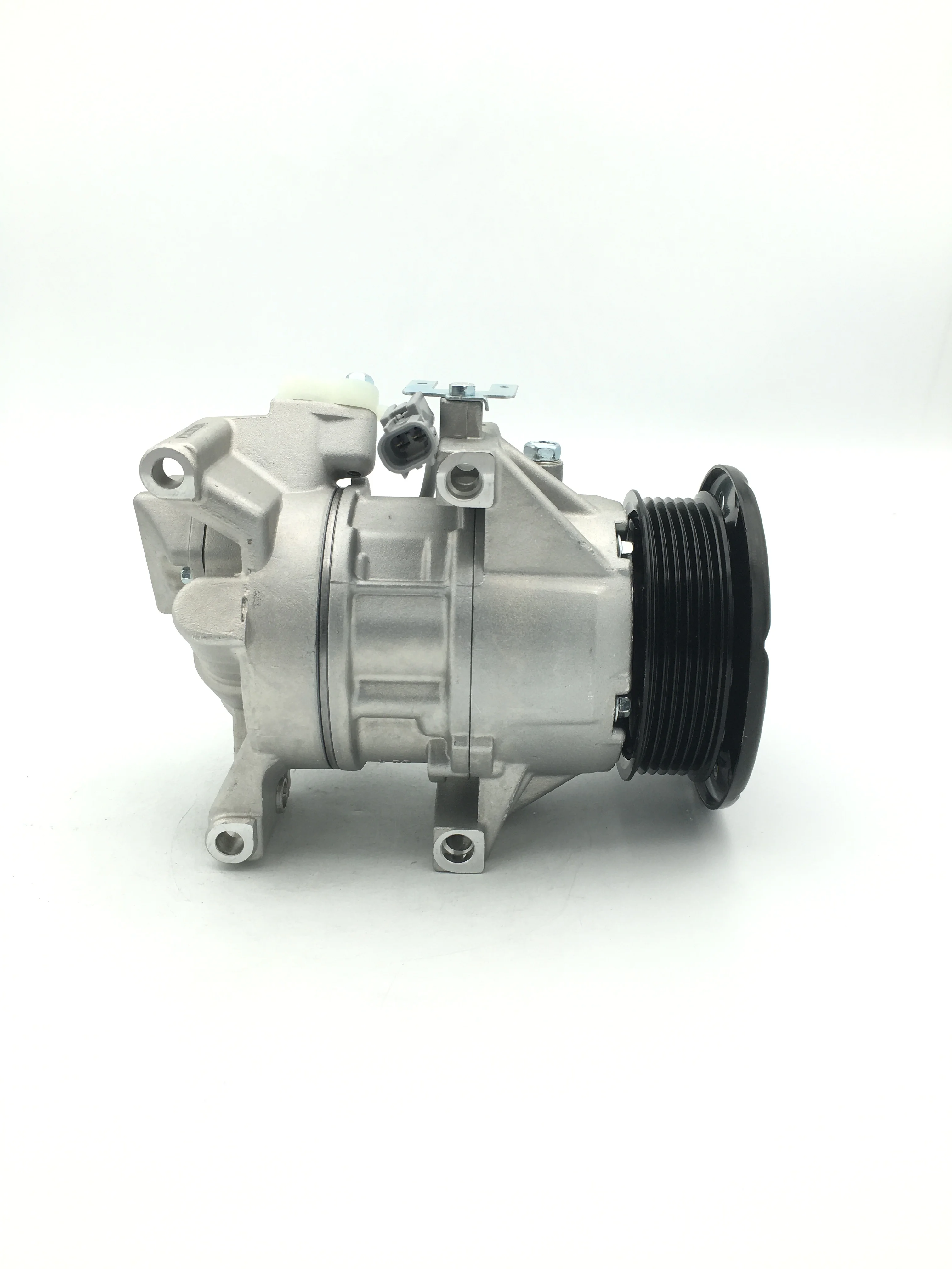 5SE09C 4472602331 4472209464 8831052250 8831052530 Air Conditioning AC Compressor For Toyota Scion xA xB,Corolla,Yaris
5SE09C 4472602331 4472209464 8831052250 8831052530 Air Conditioning AC Compressor For Toyota Scion xA xB,Corolla,Yaris
