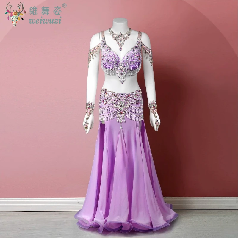 Одежда для танца живота с вышивкой, роскошный бюстгальтер с бриллиантами на заказ + рукава + сексуальная юбка «рыбий хвост», 3 предмета, костюмы для выступлений для взрослых
Одежда для танца живота с вышивкой, роскошный бюстгальтер с бриллиантами на заказ + рукава + сексуальная юбка «рыбий хвост», 3 предмета, костюмы для выступлений для взрослых