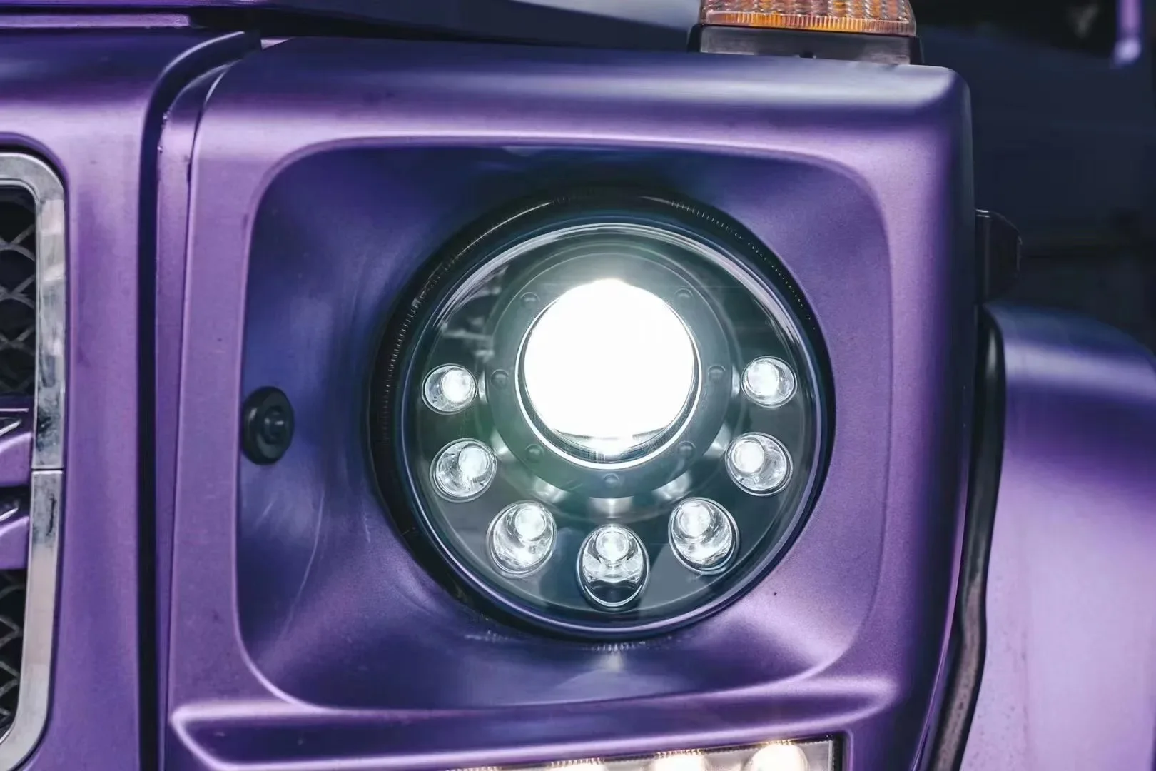 Car Lights for Mercedes-Benz G500 2020-22 LED Headlight Projector Lens 2005-08 Headlamp Front DRL Signal Car Accessorie
Car Lights for Mercedes-Benz G500 2020-22 LED Headlight Projector Lens 2005-08 Headlamp Front DRL Signal Car Accessorie