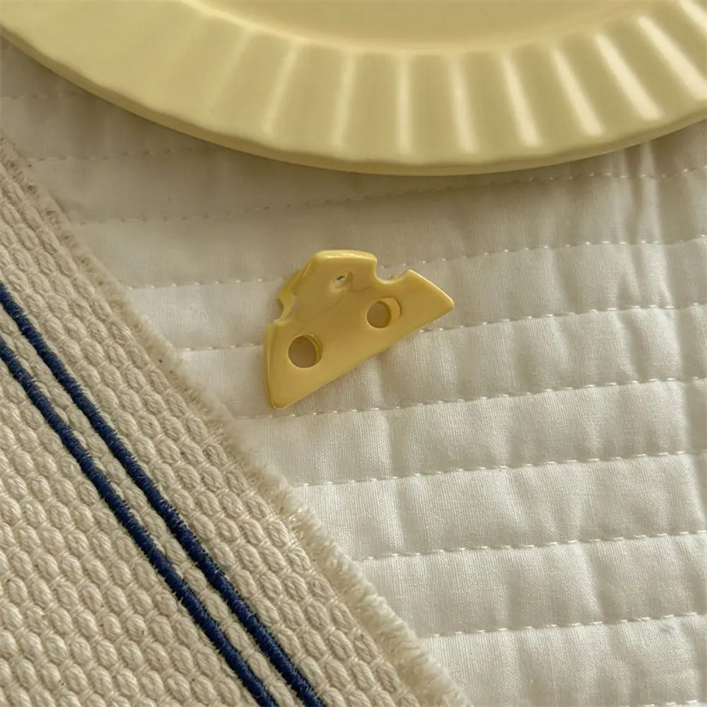 Sweet Plastic Cheese Grab Clip Yellow Triangle Cheese Hair Claw Small Headdress Side Clip Hair Ornament
Sweet Plastic Cheese Grab Clip Yellow Triangle Cheese Hair Claw Small Headdress Side Clip Hair Ornament