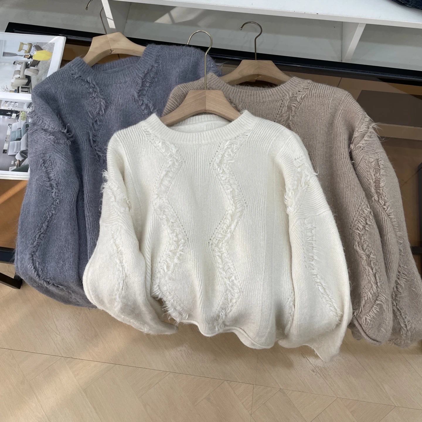Faionable Lazy Sle Long Sve Women's Sweater round Ne Korean High-End Autumn New Arrival Sweet Straight Cut Cardigan
Faionable Lazy Sle Long Sve Women's Sweater round Ne Korean High-End Autumn New Arrival Sweet Straight Cut Cardigan