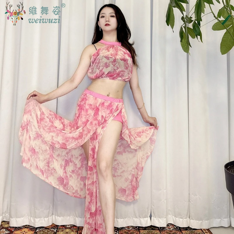 Belly Dance Suit Printing Mesh Top Short Sleeves Split Skirt Practice Clothes Set Female Elegant Performance Clothing Summer
Belly Dance Suit Printing Mesh Top Short Sleeves Split Skirt Practice Clothes Set Female Elegant Performance Clothing Summer