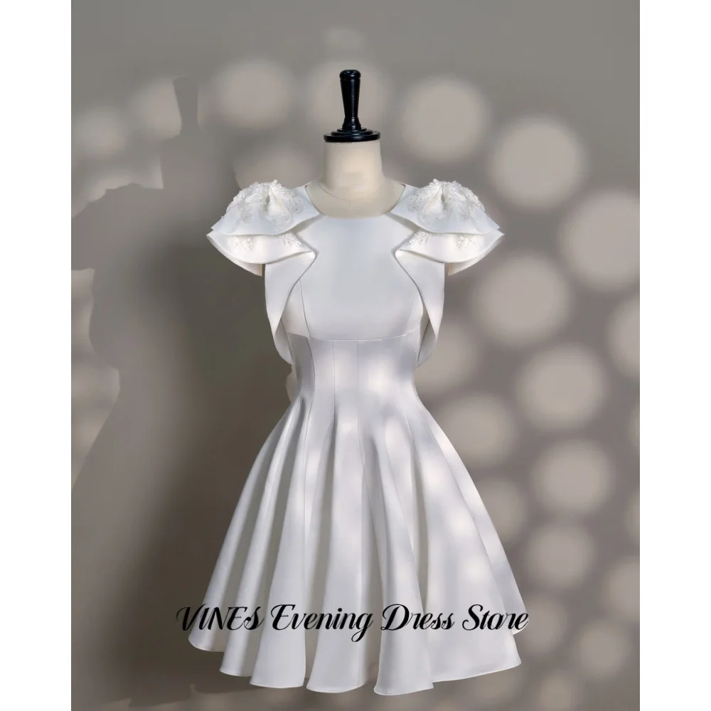 VINES White Evening Dress Round Neck Prom Dresses with 3D Floral Appliques Flared Elegant Formal Party Gown Colors Customized
VINES White Evening Dress Round Neck Prom Dresses with 3D Floral Appliques Flared Elegant Formal Party Gown Colors Customized