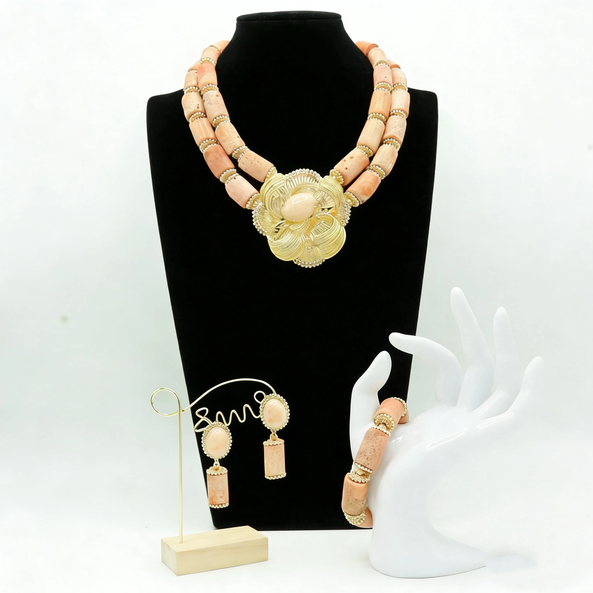 Handmade Coral Beads Jewelry Set African Ethnic Wedding Bridal Gift
Handmade Coral Beads Jewelry Set African Ethnic Wedding Bridal Gift
