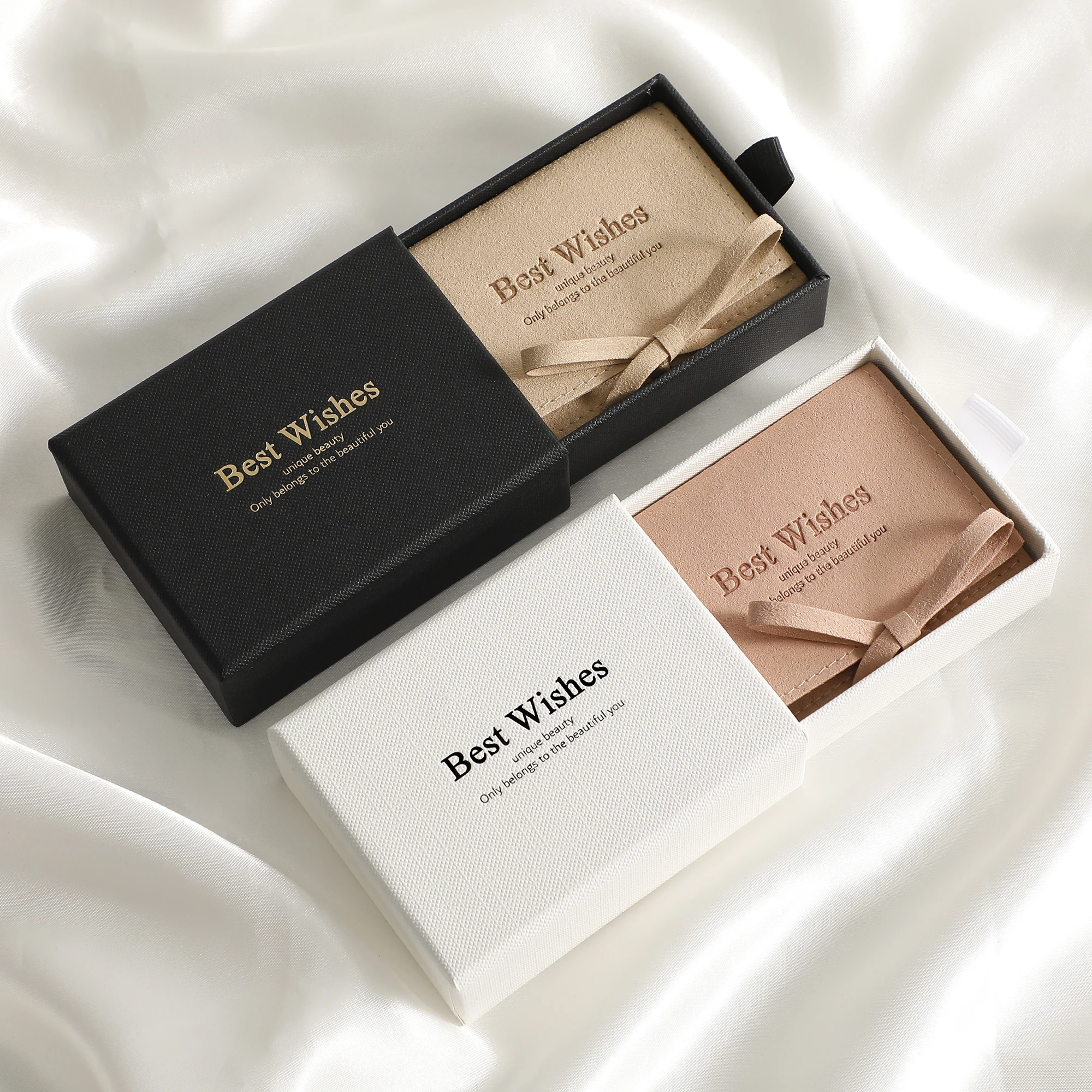 50pcs 9×7cm jewelry box and 8×6cm jewelry bag, customized logo, personalized carton box and pouch
50pcs 9×7cm jewelry box and 8×6cm jewelry bag, customized logo, personalized carton box and pouch