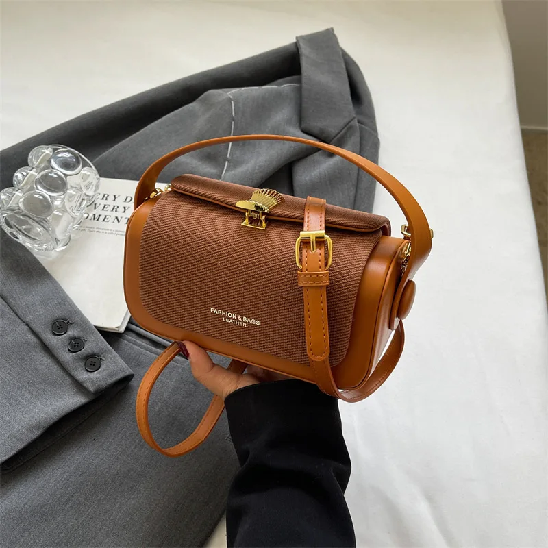 Women Handbags 2025fashion Sense Small Square Bag Female Senmeng Versatile Simple Texture Handbag Shoulder Messenger Bag Luxury
Women Handbags 2025fashion Sense Small Square Bag Female Senmeng Versatile Simple Texture Handbag Shoulder Messenger Bag Luxury