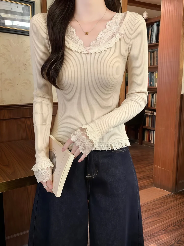 Alien Kitty Long-Sleeved Elegant Women's Pure Color T-Shirt Spring New Lace Splicing Slim Bottoming Shirt Round Neck Women's Basic Casual Top
Alien Kitty Long-Sleeved Elegant Women's Pure Color T-Shirt Spring New Lace Splicing Slim Bottoming Shirt Round Neck Women's Basic Casual Top