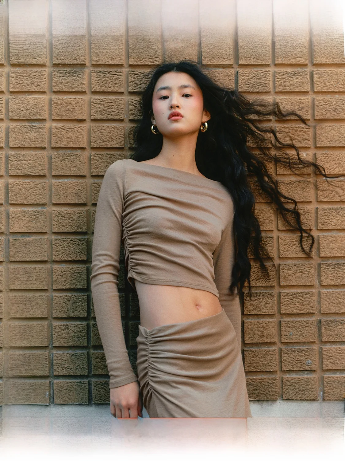 Faionable Slim Fit oulder T-irt Women's Autumn Sle Commute Pure Color Wool Long Sve One-oulder Godd Look
Faionable Slim Fit oulder T-irt Women's Autumn Sle Commute Pure Color Wool Long Sve One-oulder Godd Look