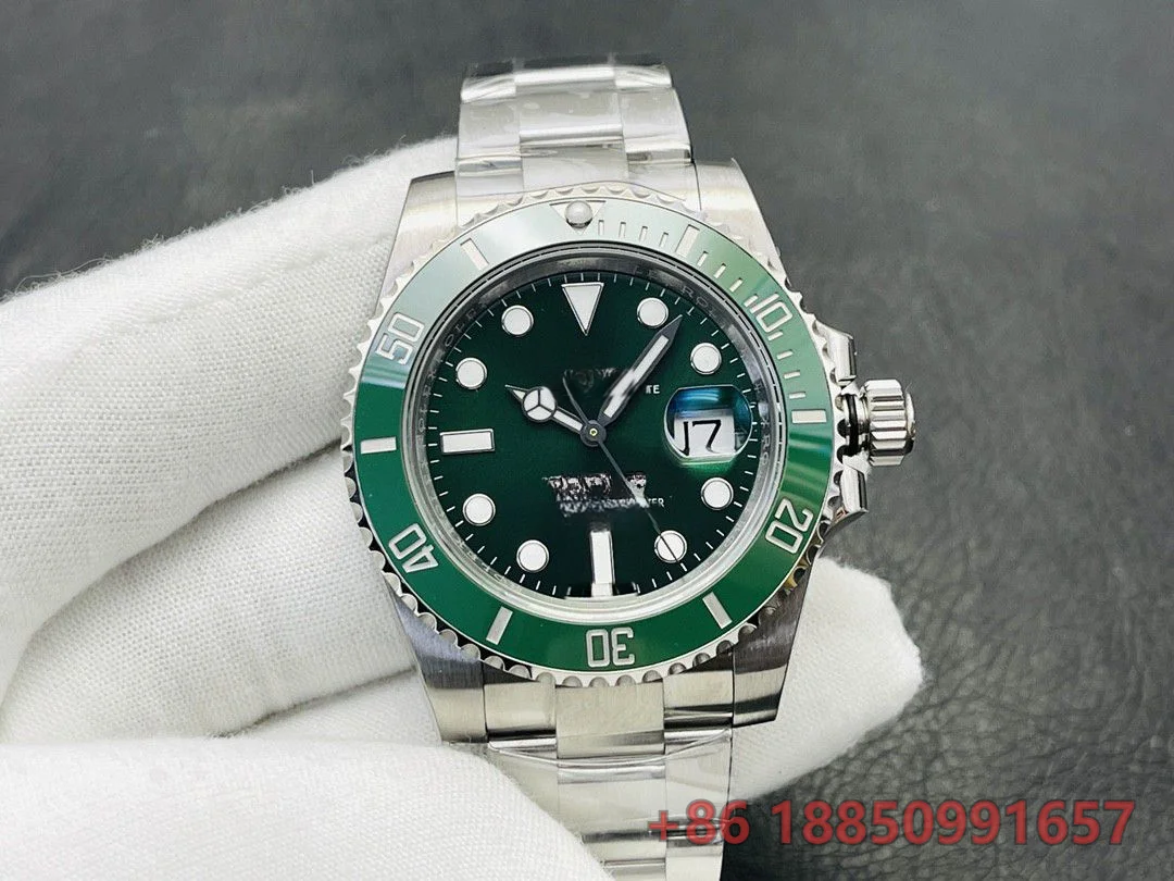 40mm Green Dial Men's Automatic Watch 3135 Movement 904L Steel Bracelet Ceramic Bezel Date Magnifier Sapphire Crystal Luminous Markers
40mm Green Dial Men's Automatic Watch 3135 Movement 904L Steel Bracelet Ceramic Bezel Date Magnifier Sapphire Crystal Luminous Markers