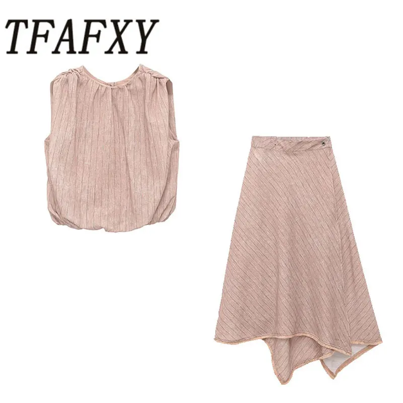 TFAFXY 2026 Summer Elegant Casual Chic Striped Vest Suit Asymmetry Midi Skirt New Fashion Holiday Set
TFAFXY 2026 Summer Elegant Casual Chic Striped Vest Suit Asymmetry Midi Skirt New Fashion Holiday Set