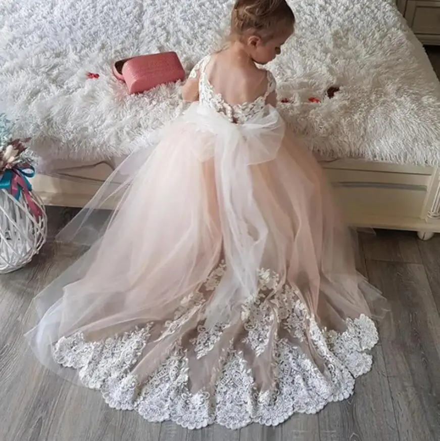 Puffy Tulle Lace Ball Gown Flower Girl Dresses Long Sleeve Princess Dress Girl Wedding Party Gown Kid First Communion Dress
Puffy Tulle Lace Ball Gown Flower Girl Dresses Long Sleeve Princess Dress Girl Wedding Party Gown Kid First Communion Dress