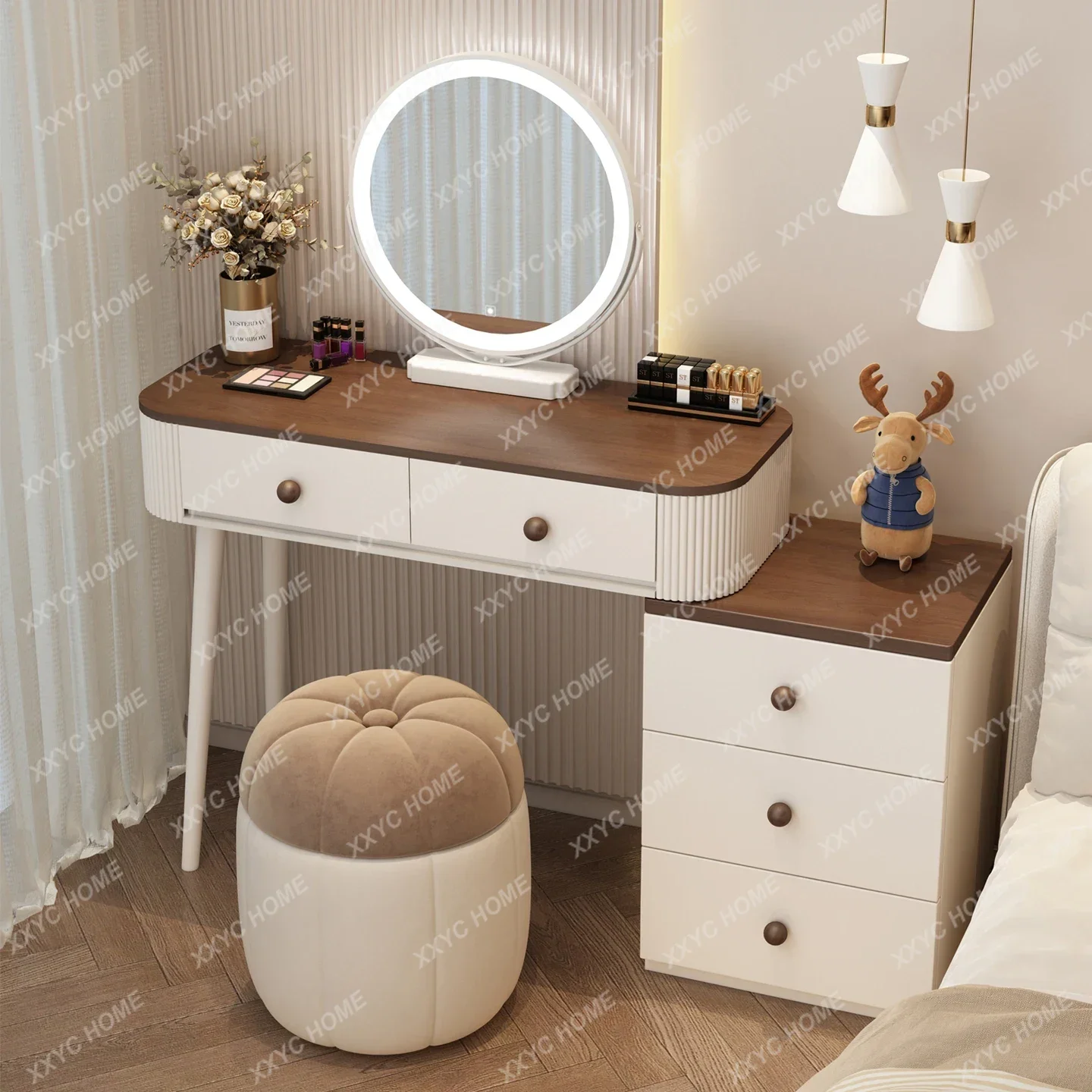 Classic Vanity Desk Premium Contemporary Elegant Practical Vanity Desk Exquisite Design Coiffeuse De Chambre
Classic Vanity Desk Premium Contemporary Elegant Practical Vanity Desk Exquisite Design Coiffeuse De Chambre