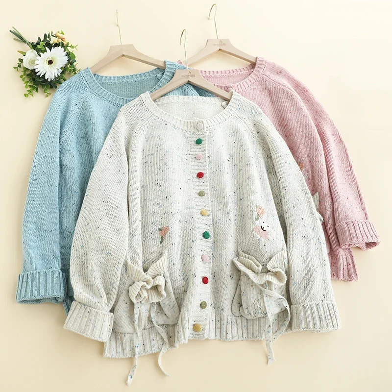 Japanese Sweet Mori Girl Embroidered Knitted Sweater Cardigan Women O-Neck Long Sleeve Single Breasted Casual Loose Kintwear Top
Japanese Sweet Mori Girl Embroidered Knitted Sweater Cardigan Women O-Neck Long Sleeve Single Breasted Casual Loose Kintwear Top
