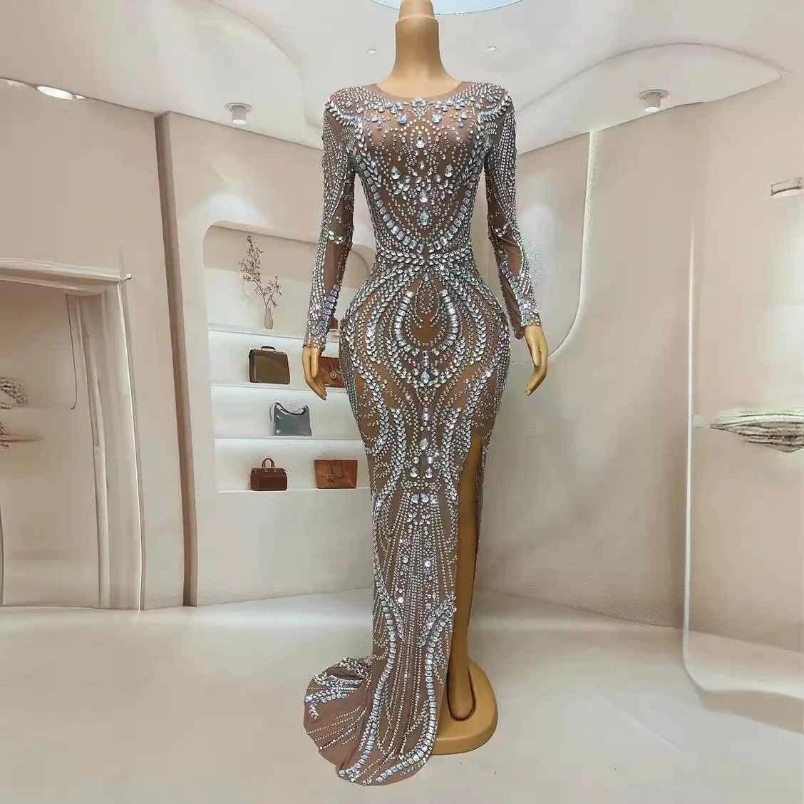 Evening Temperament Slim Fit Long Full Diamond Pattern High Split End Sexy Hip Wrap Thin Temperament Socialite Performance Dress
Evening Temperament Slim Fit Long Full Diamond Pattern High Split End Sexy Hip Wrap Thin Temperament Socialite Performance Dress