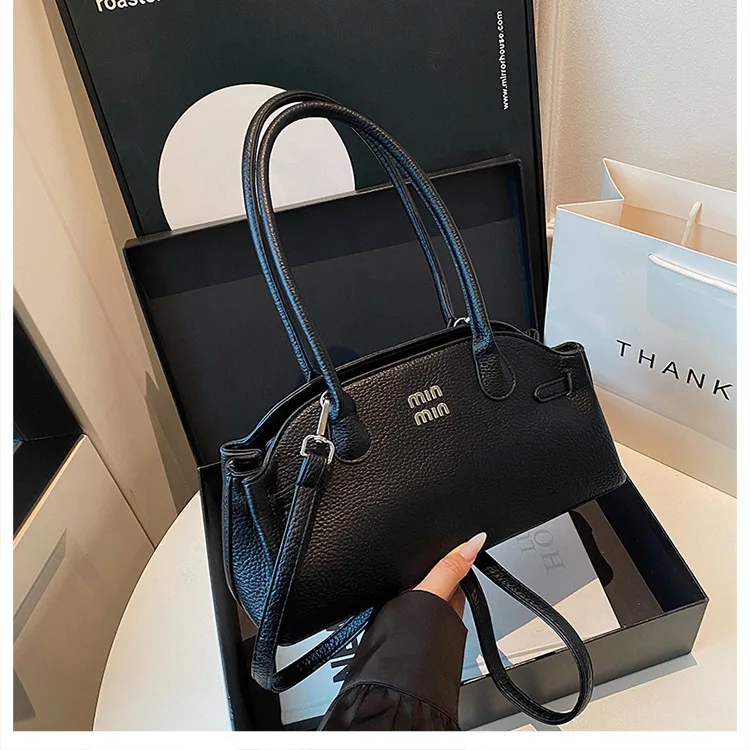 2025 New! Women's Fashion Underarm Bag - Solid Color, Large-Capacity Shoulder Messenger
2025 New! Women's Fashion Underarm Bag - Solid Color, Large-Capacity Shoulder Messenger
