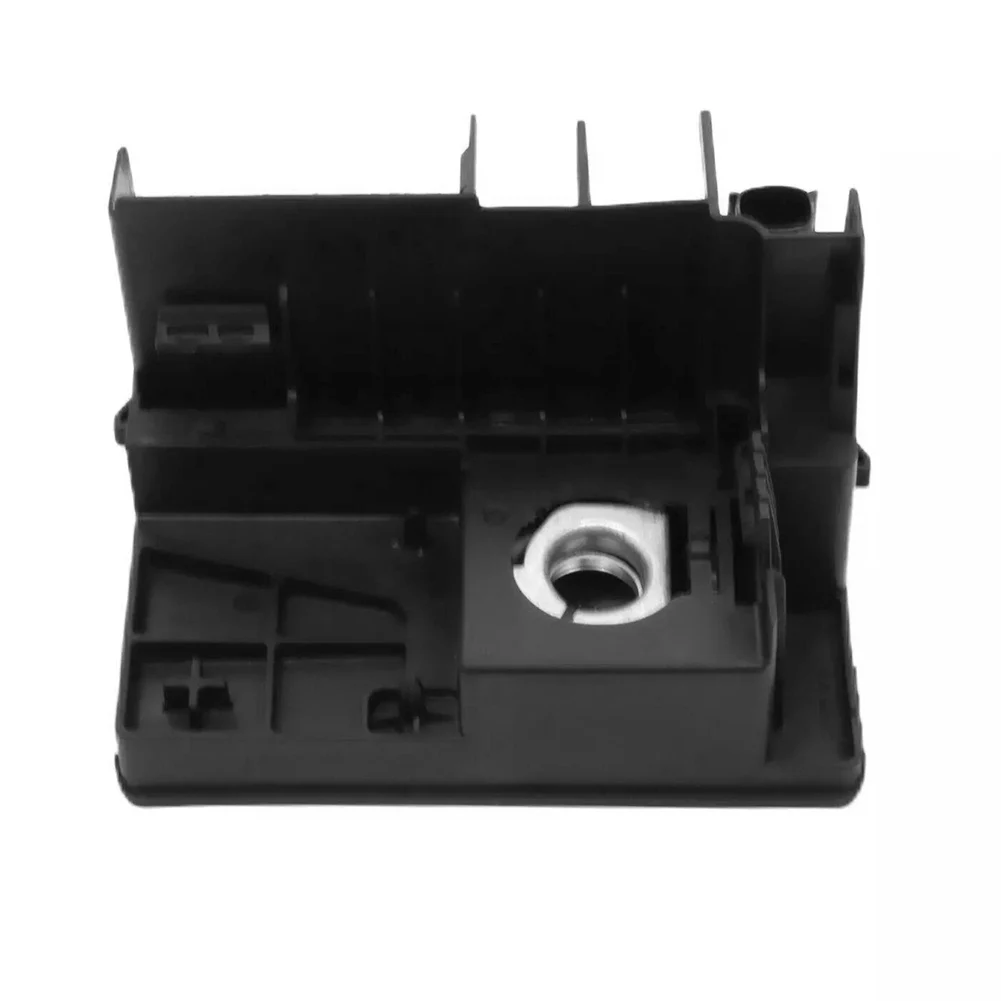 12V Battery Fuse Box with Premium Construction Replacement Solution for Part Numbers 84131629 84692223 and 84335366
12V Battery Fuse Box with Premium Construction Replacement Solution for Part Numbers 84131629 84692223 and 84335366