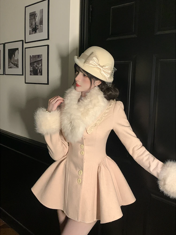 Ries Swan's Love New Year Limited Princ Design Dr R3286W, длинный рукав, короткая длина, 100% полиэстер, осень 2024
Ries Swan's Love New Year Limited Princ Design Dr R3286W, длинный рукав, короткая длина, 100% полиэстер, осень 2024