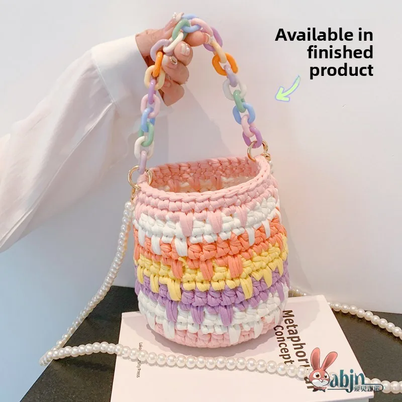 Набор материалов для готовой сумки ручной работы из бисера и ткани к Женскому дню: идеальный подарок для лучшей подруги, милый, стильный, мягкий, из полиэстера.
Набор материалов для готовой сумки ручной работы из бисера и ткани к Женскому дню: идеальный подарок для лучшей подруги, милый, стильный, мягкий, из полиэстера.