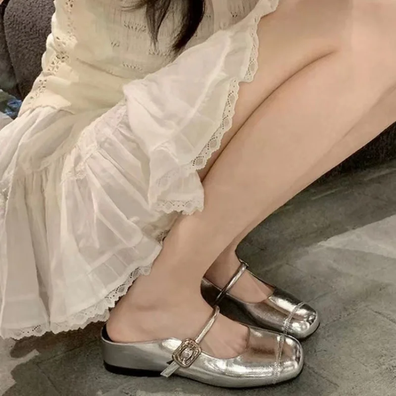 35mm Height-Increasing Buckle Strap Mary Jane Closed-Toe Mules Women's Summer Sandals
35mm Height-Increasing Buckle Strap Mary Jane Closed-Toe Mules Women's Summer Sandals