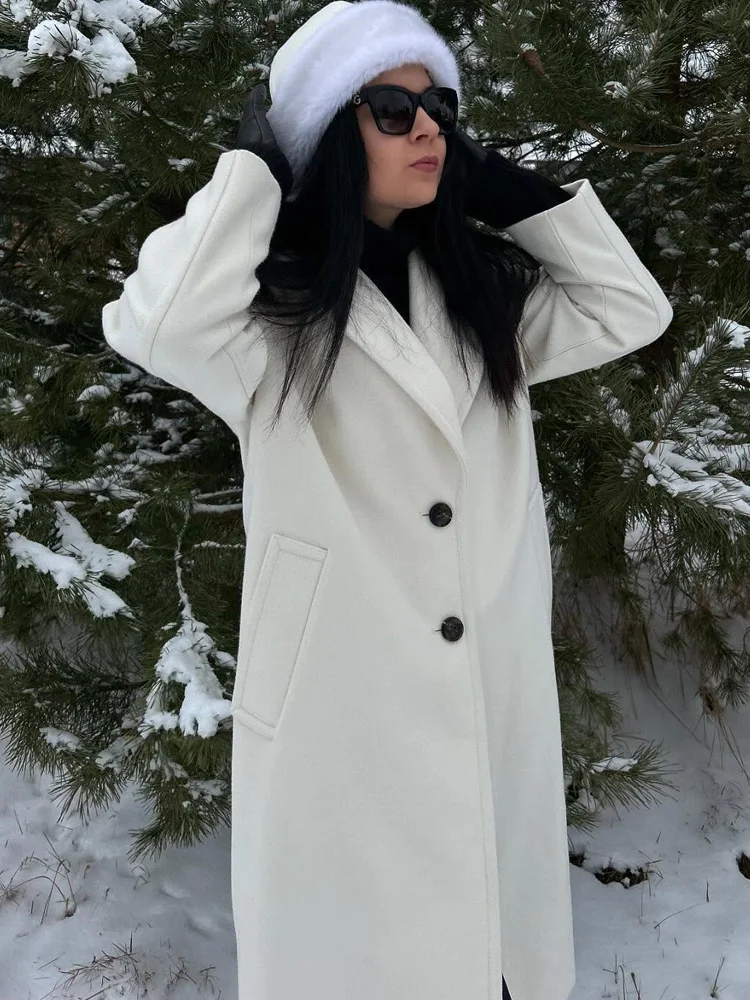 HH 2025 Woman Casual Fashion Coats White Turn-Down Collar Long Sleeves Pockets Single Breasted Winter Coats Woman Trendy
HH 2025 Woman Casual Fashion Coats White Turn-Down Collar Long Sleeves Pockets Single Breasted Winter Coats Woman Trendy