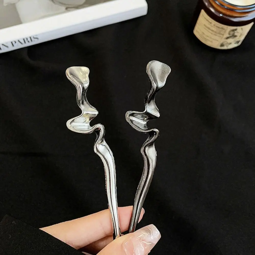 Geometry Metal Hair Stick Hairpin Hair Chopsticks Chinese Style Hair Stick Hair Fork Hair Accessories Hanfu Hair Fork Party
Geometry Metal Hair Stick Hairpin Hair Chopsticks Chinese Style Hair Stick Hair Fork Hair Accessories Hanfu Hair Fork Party