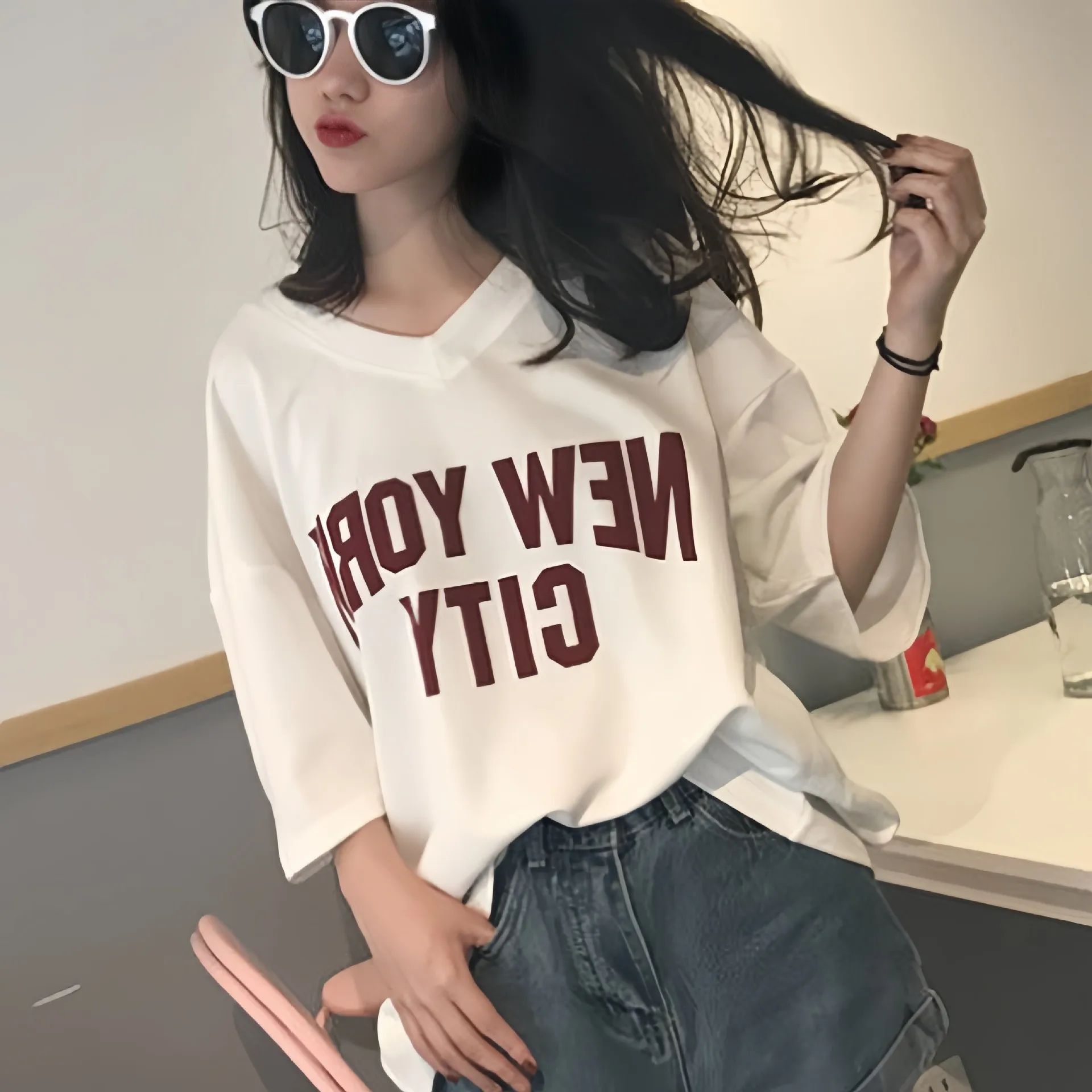 2025 New ort Sve T-irt Summer Loose plus Size Base irt Women Casual Faion Print Student Wear Polyester Spandex
2025 New ort Sve T-irt Summer Loose plus Size Base irt Women Casual Faion Print Student Wear Polyester Spandex