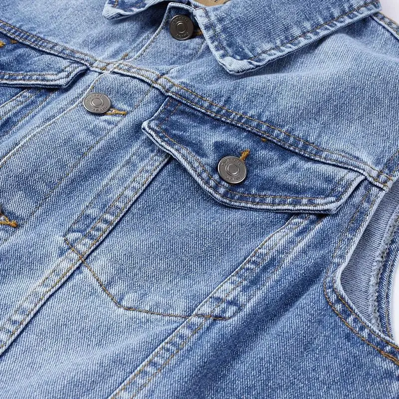 Slim Denim Vest Casual Ripped Washed Denim Vest Retro Khaki Pocket Denim Vest Oversized Cotton Sleeveless Jacket For Men
Slim Denim Vest Casual Ripped Washed Denim Vest Retro Khaki Pocket Denim Vest Oversized Cotton Sleeveless Jacket For Men