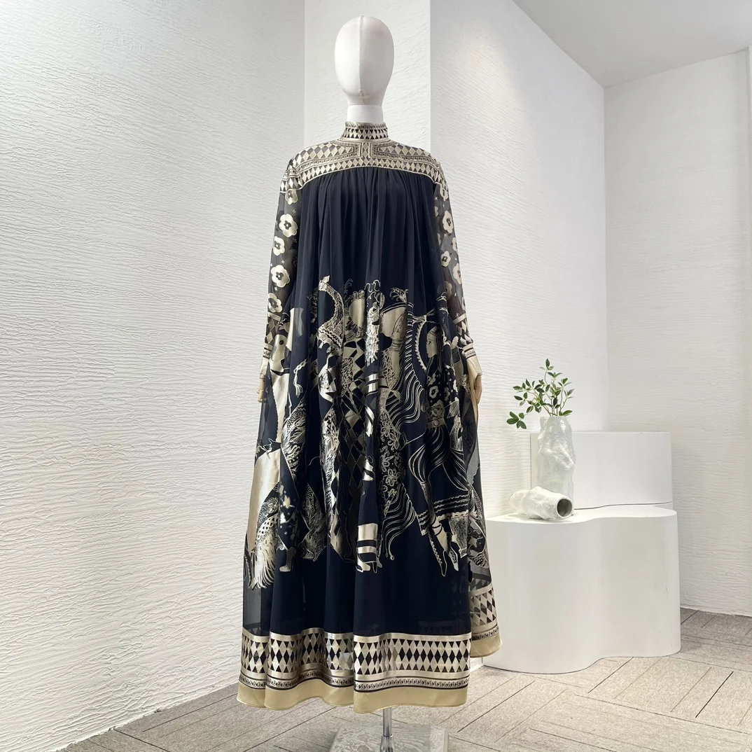 2025 Spring Summer High Quality New Holiday Collection Black Illustration Print Long Sleeve Stand Collar Women Long Dress
2025 Spring Summer High Quality New Holiday Collection Black Illustration Print Long Sleeve Stand Collar Women Long Dress