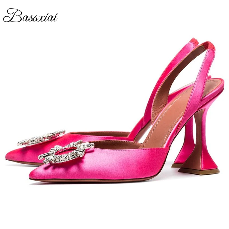 Crystal Sunflower Buckle Decor Sandals Women High Goblet Heel Sexy Pointed Toe Luxury Satin Summer Shoes For Girls
Crystal Sunflower Buckle Decor Sandals Women High Goblet Heel Sexy Pointed Toe Luxury Satin Summer Shoes For Girls