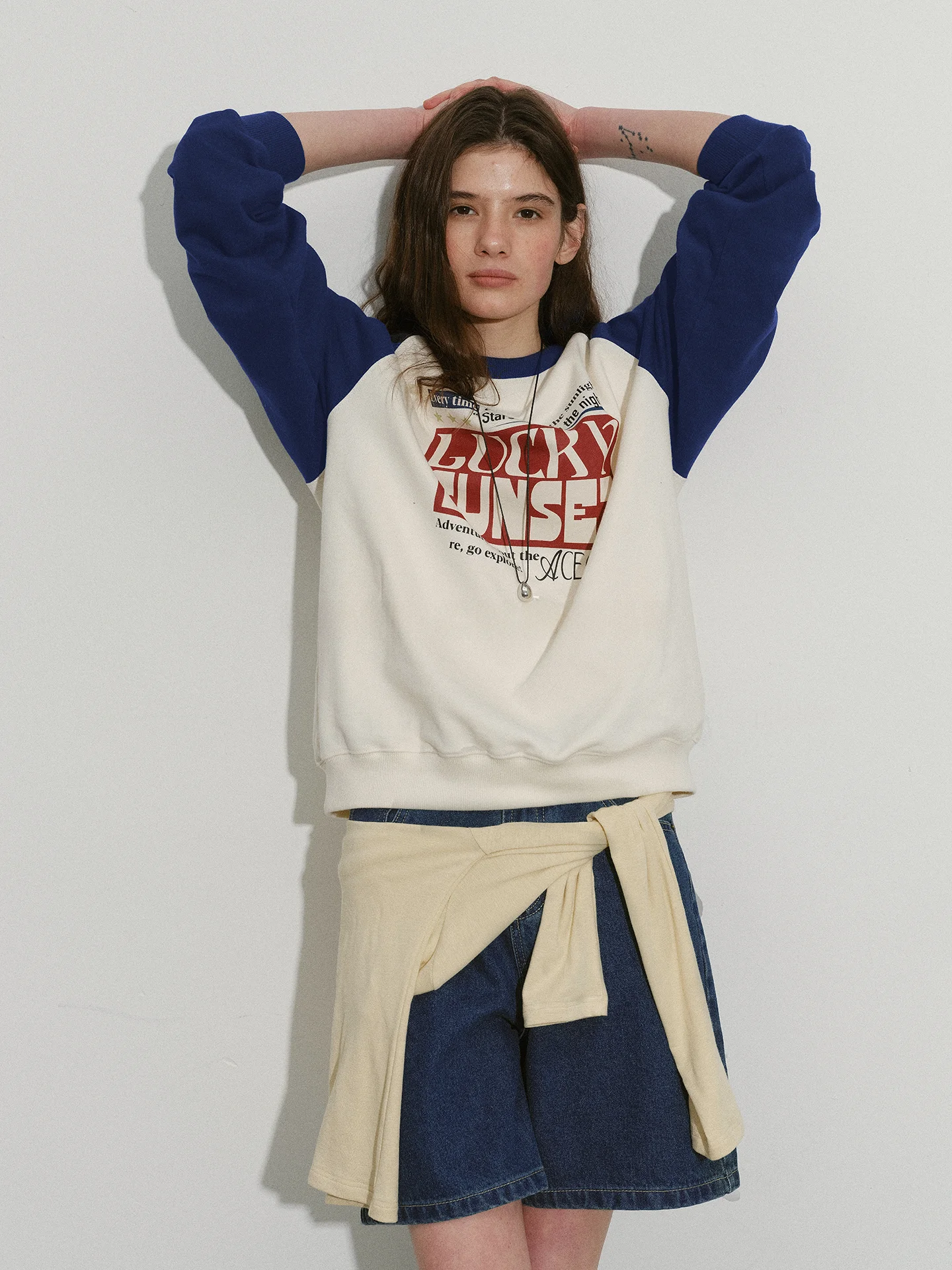 Lofi Choose Women's Loose Fit Crew Neck Sweatshirt Spring New Style Retro Shoulder Sleeve Insertion Letter Print Top
Lofi Choose Women's Loose Fit Crew Neck Sweatshirt Spring New Style Retro Shoulder Sleeve Insertion Letter Print Top