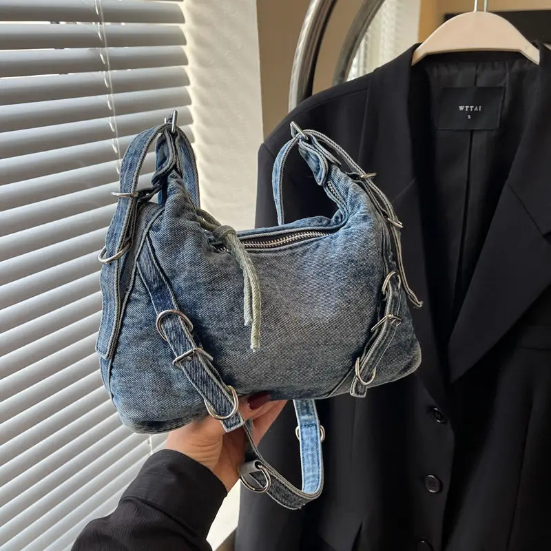 Denim Crossbody Bag Purse Womens Jean Shoulder Bag with Zipper Female Medium Canvas Messenger Bags for Women
Denim Crossbody Bag Purse Womens Jean Shoulder Bag with Zipper Female Medium Canvas Messenger Bags for Women