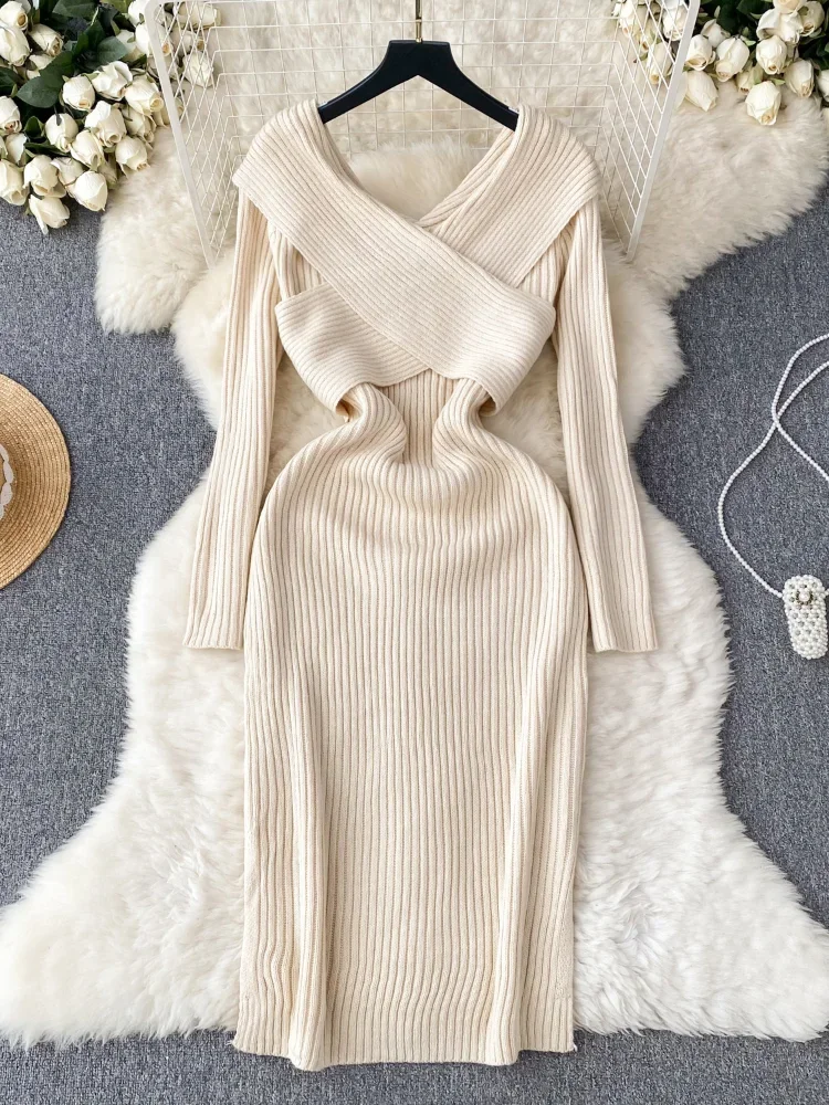 French Fashion Evening Party Dress Women V-Neck Split Chic Design Solid Knitted Prom Dress Female Autumn Winter Wear Sweater New
French Fashion Evening Party Dress Women V-Neck Split Chic Design Solid Knitted Prom Dress Female Autumn Winter Wear Sweater New