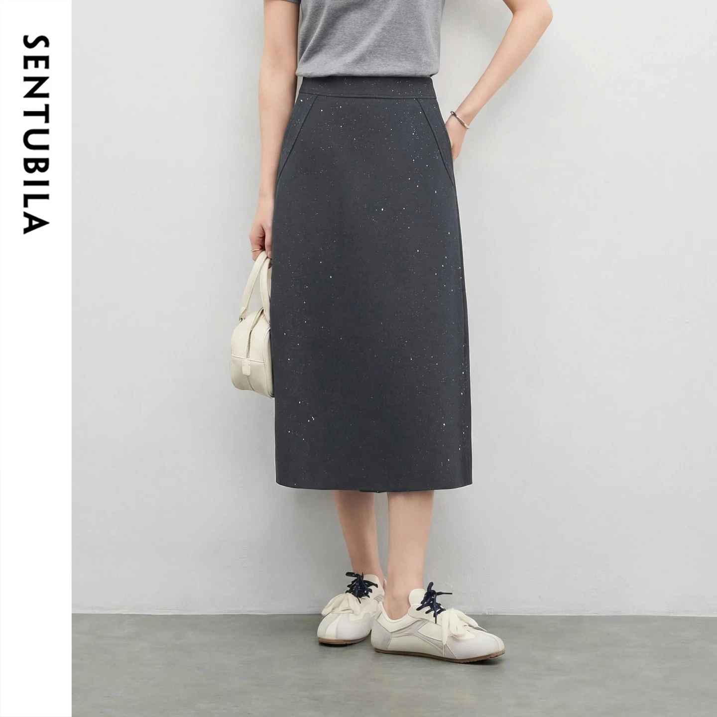 SENTUBILA Women's A-Line Skirt 2026 Summer Elegant Silver Shiny Back Slit Design Slim Casual Office Midi Dress Bottoms 161QA7016
SENTUBILA Women's A-Line Skirt 2026 Summer Elegant Silver Shiny Back Slit Design Slim Casual Office Midi Dress Bottoms 161QA7016