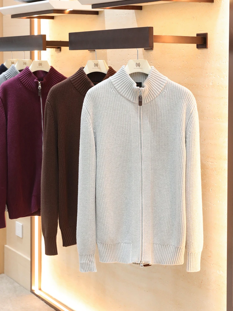 Мужская трикотажная кофта свободного кроя на молнии, осенне-зимняя, теплая, из хлопка, удобная, с длинным рукавом и воротником-стойкой
Мужская трикотажная кофта свободного кроя на молнии, осенне-зимняя, теплая, из хлопка, удобная, с длинным рукавом и воротником-стойкой