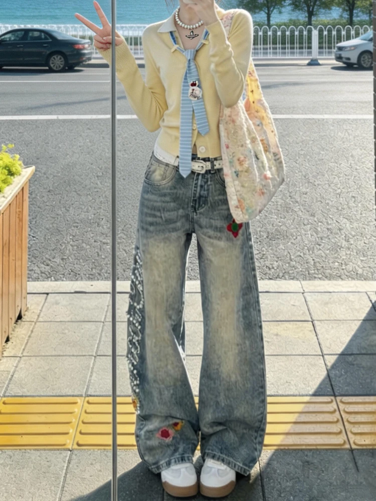 Retro American Washed Embroidered Knife Wide Leg Jeans Women's Spring Summer Loose Slimming Design Dream Pants
Retro American Washed Embroidered Knife Wide Leg Jeans Women's Spring Summer Loose Slimming Design Dream Pants