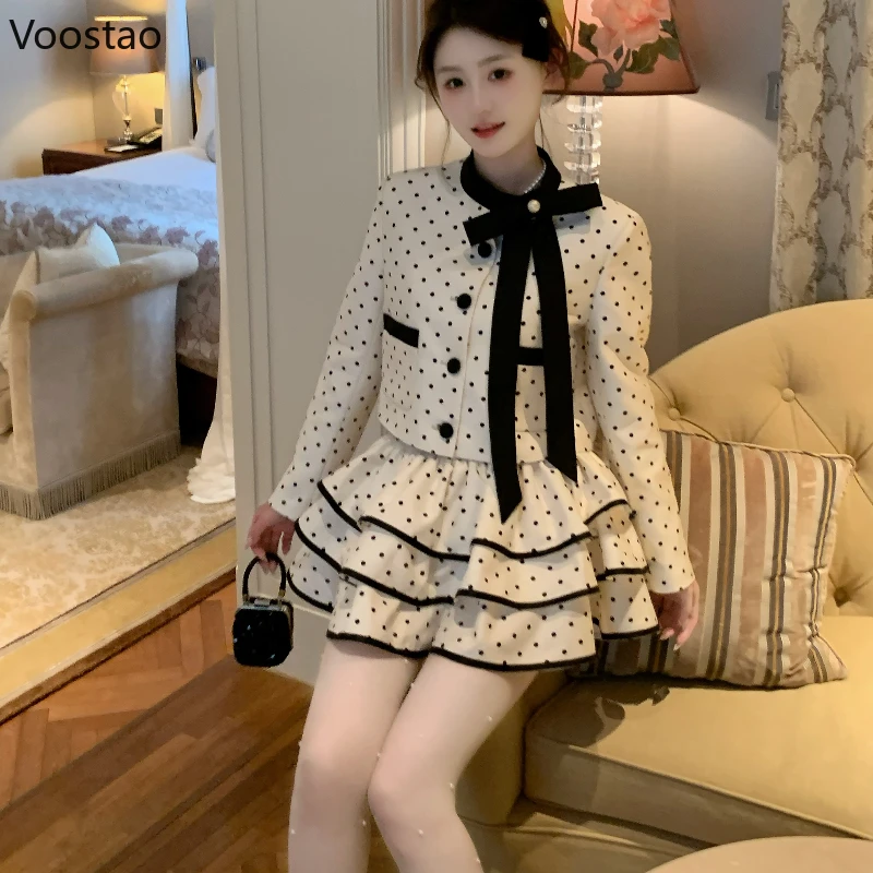 Японская осенняя юбка в стиле каваи в стиле Лолиты, женские комплекты с милым бантом и принтом в горошек, пальто, топы, мини-юбка-тортик, костюм Y2k, женская одежда
Японская осенняя юбка в стиле каваи в стиле Лолиты, женские комплекты с милым бантом и принтом в горошек, пальто, топы, мини-юбка-тортик, костюм Y2k, женская одежда
