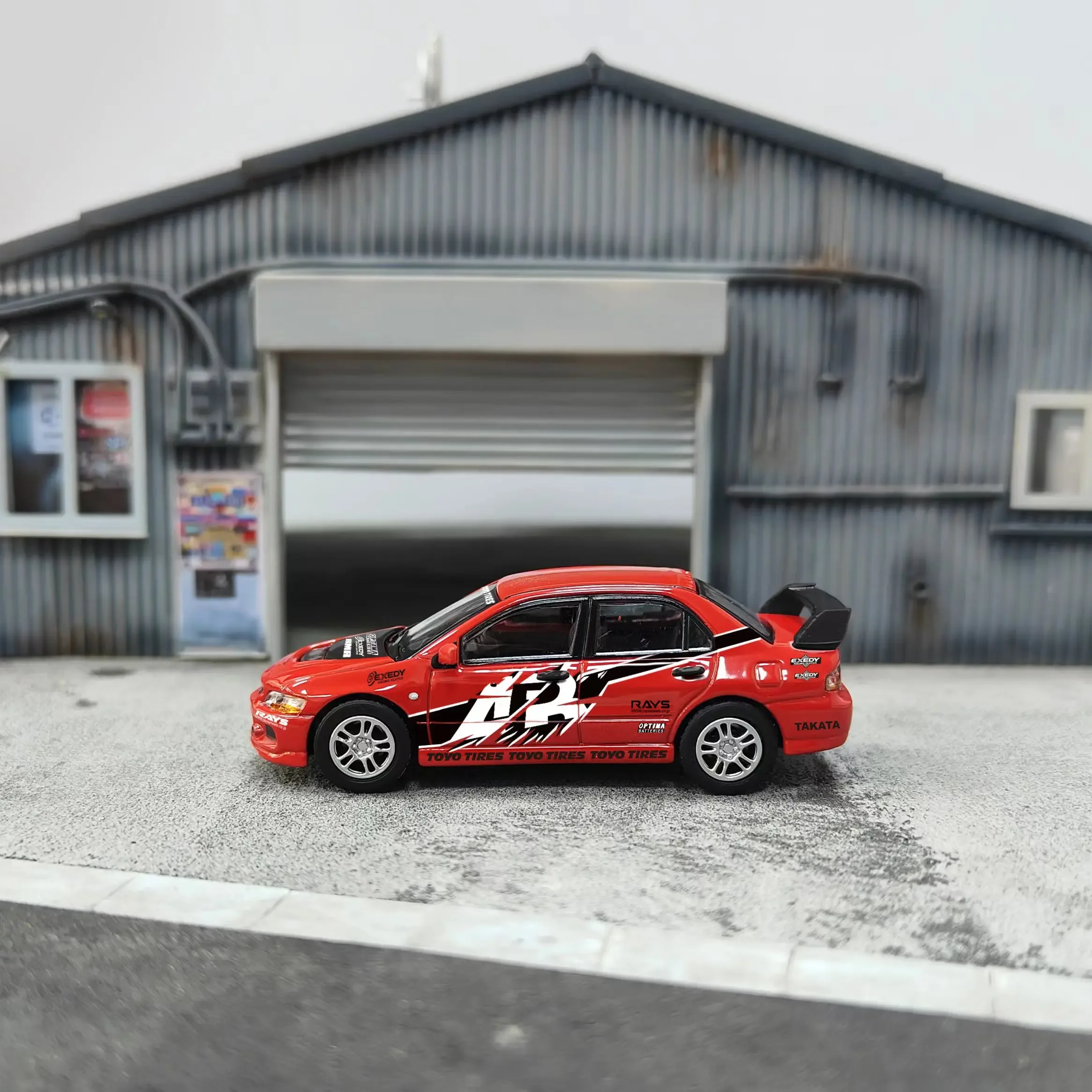 ** Предзаказ ** LM модель 1:64 Lancer 9 дрифтерная машина красная литая модель автомобиля
** Предзаказ ** LM модель 1:64 Lancer 9 дрифтерная машина красная литая модель автомобиля